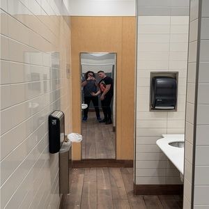 Meet your Posher, Tyler